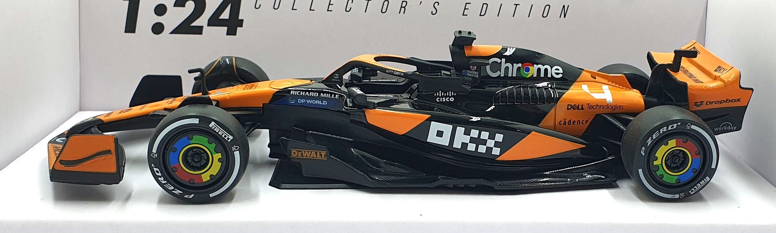 CMJ 1/24 Scale Diecast  124MLF1 - McLaren F1 #4 - Norris/Piastri