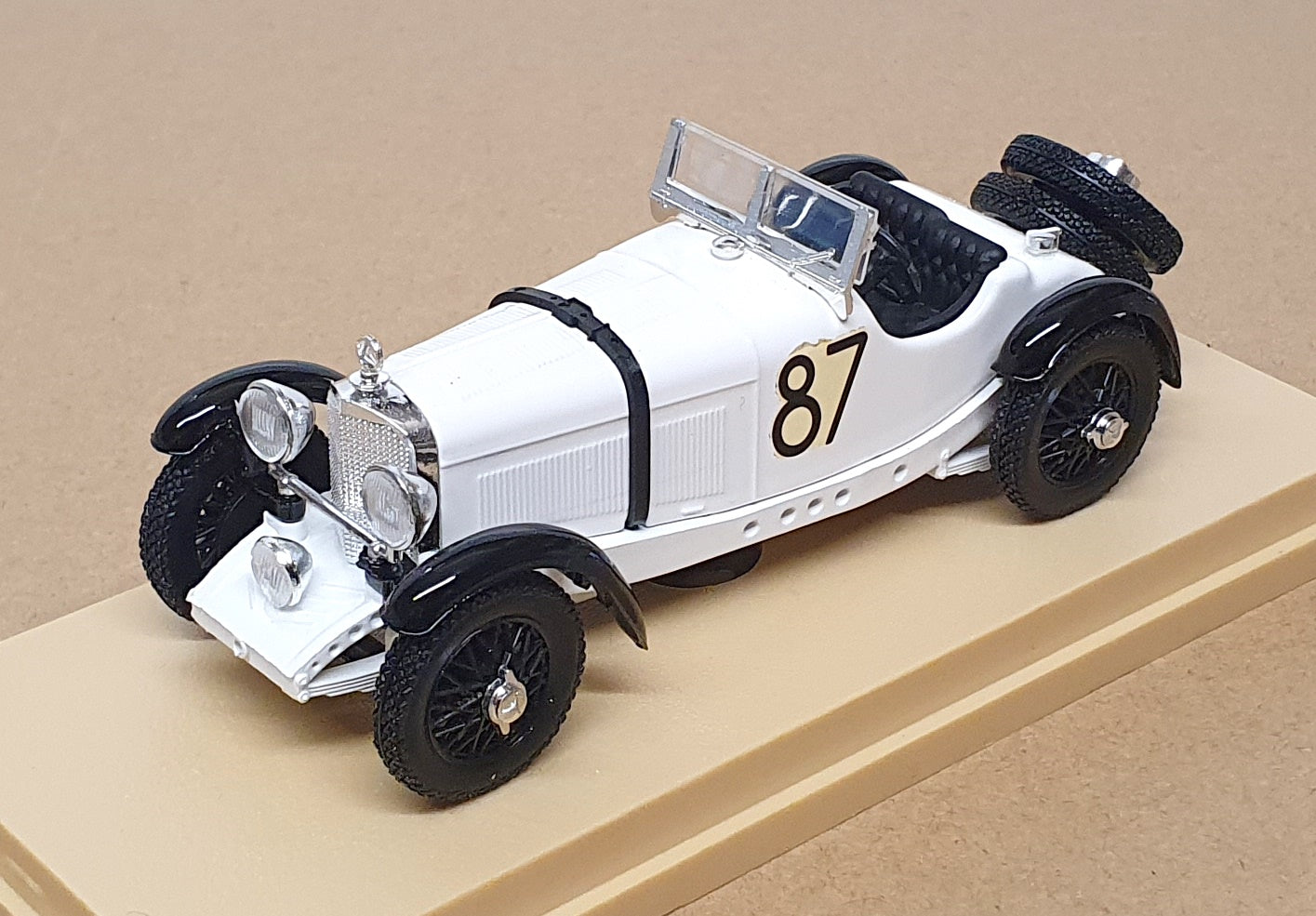 Rio 1/43 Scale SL001 - Mercedes Benz SSKL 1st #87 Mille Miglia 1931 Caracciola