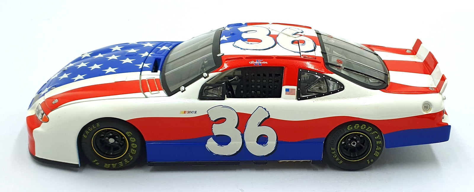 Team Caliber 1/24 Scale M362379MM - 2001 Pontiac NASCAR #36 Stars and Stripes