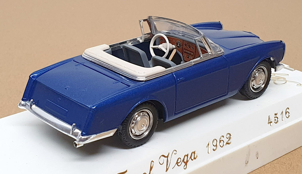 Solido 1/43 Scale Diecast 4516 - 1962 Facel Vega Convertible - Met. Blue