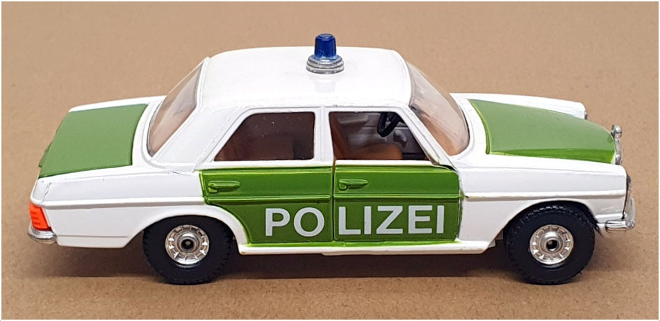 Corgi 1/36 Scale Diecast 412 - Mercedes Benz 240D Police - Green/White