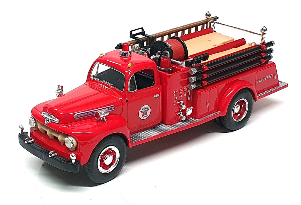 First Gear 1/34 Scale 19-2319 1951 Ford Pumper Fire Truck Texaco Fire Chief Red