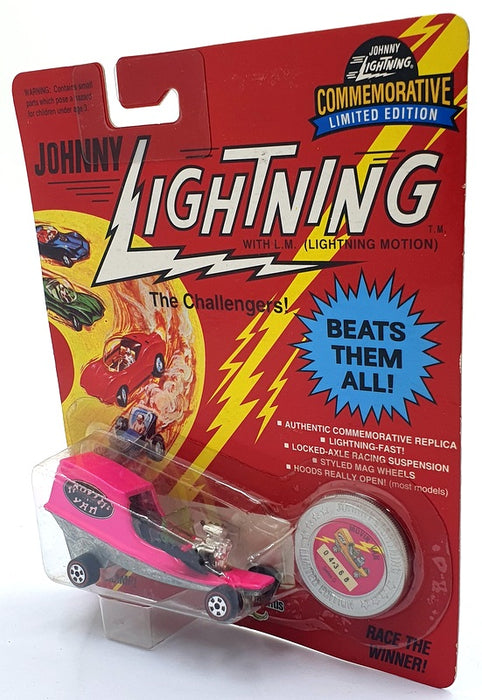 Johnny Lightning 1/64 Scale 100-170 - The Challengers Movin' Van - Pink