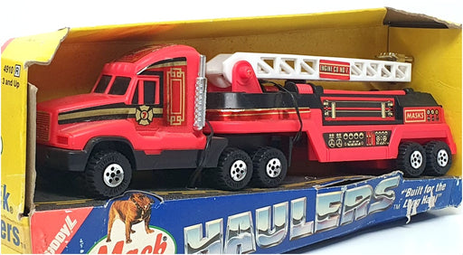 BuddyL 24cm Long Model 4910 - Mack Fire Engine #7 - Red