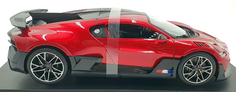 Maisto 1/18 Scale Diecast 46629 - Bugatti Divo - Red/Black