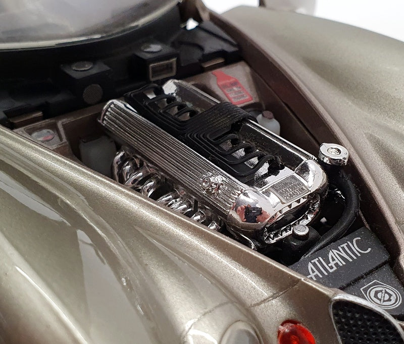 Guiloy 1/18 Scale Diecast 68570 - Chrysler Atlantic - Gold