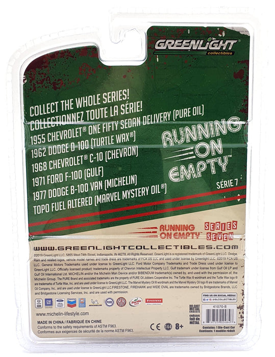 Greenlight 1/64 Scale 41070-B - 1962 Dodge D-100 Turtle Wax - White/Green