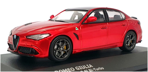 Solido 1/43 Scale S4313102 - Alfa Romeo Giulia Quadrifoglio - Monza Red