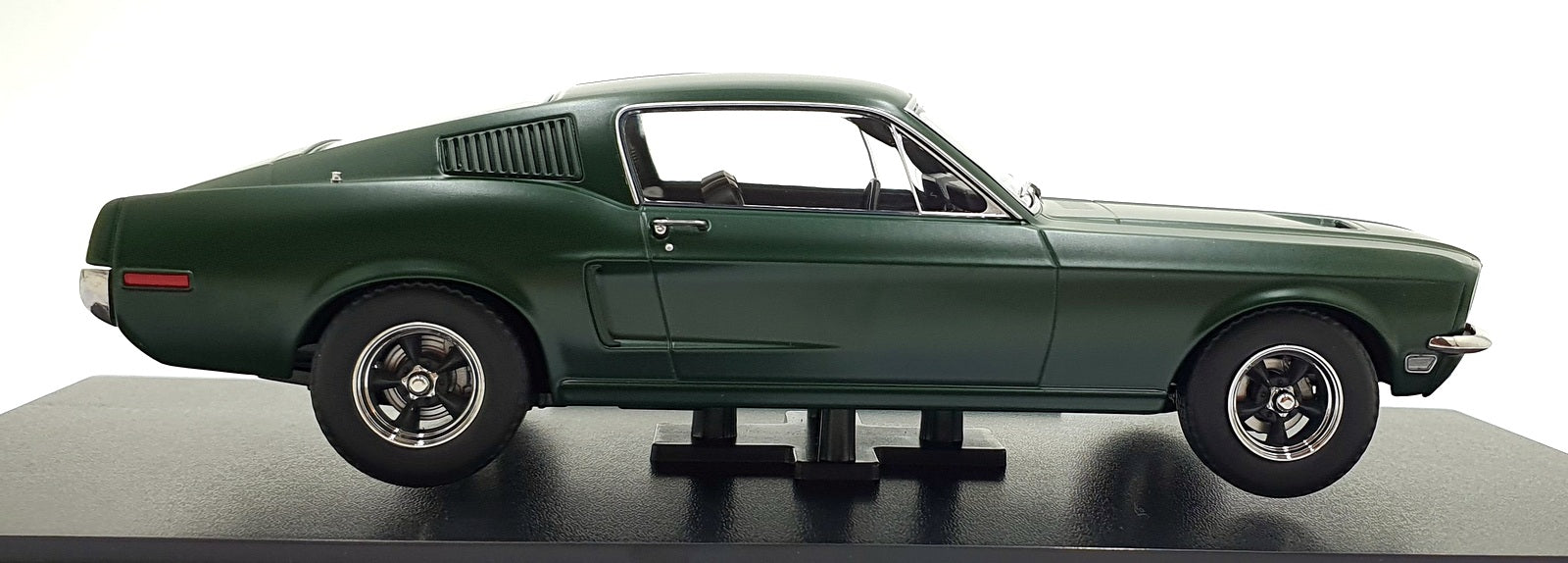 KK Scale 1/18 Scale KKDC181395 - 1968 Ford Mustang GT Fastback - Dark Green