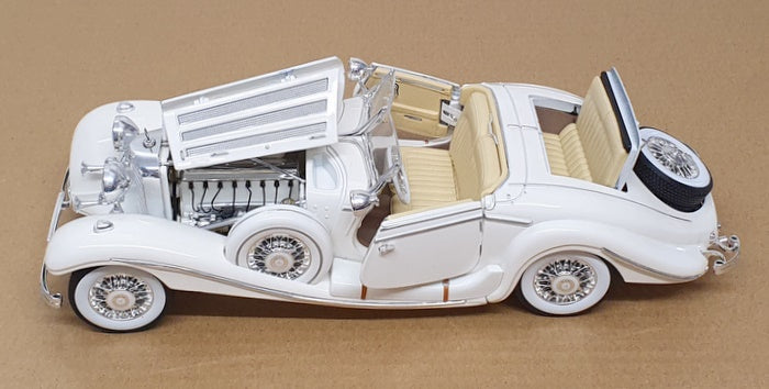 Maisto 1/18 Scale 25625T - 1936 Mercedes Benz 500k Special Roadster - White