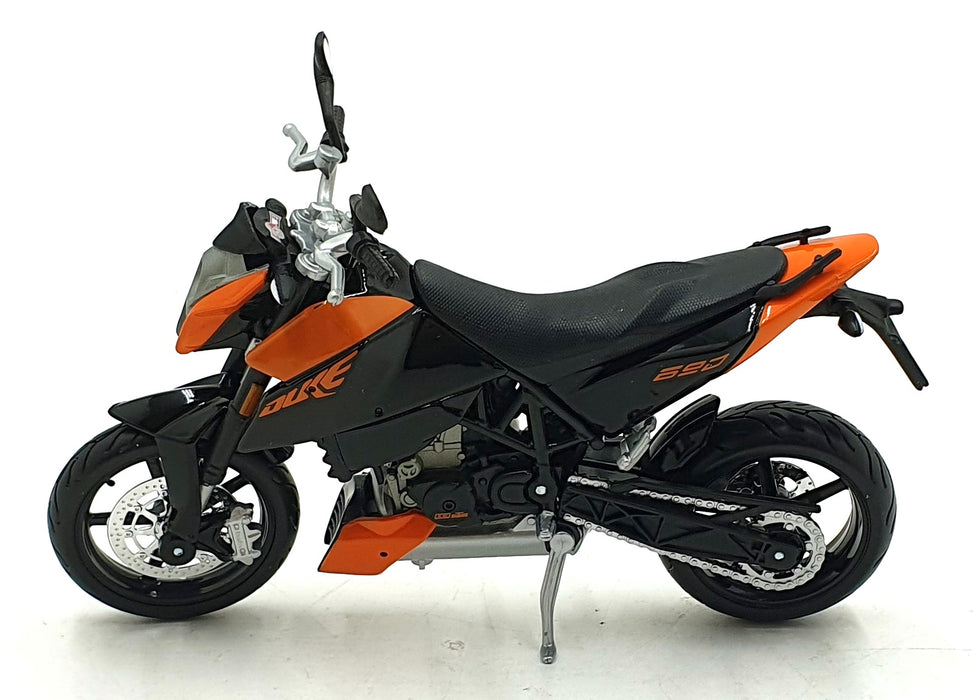 Maisto 1/12 Scale 31101 - KTM 690 Duke Motorbike - Orange/Black