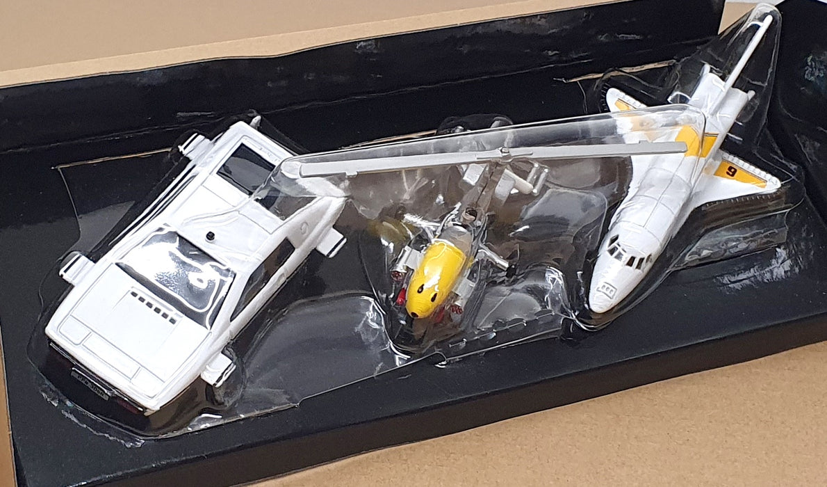 Corgi TY99283 - James Bond 007 Space Shuttle Little Nellie & Lotus Esprit