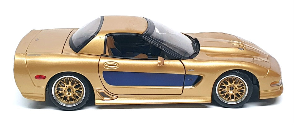 Maisto 1/18 Scale Diecast 6124R - 2003 Chevrolet Corvette - Gold