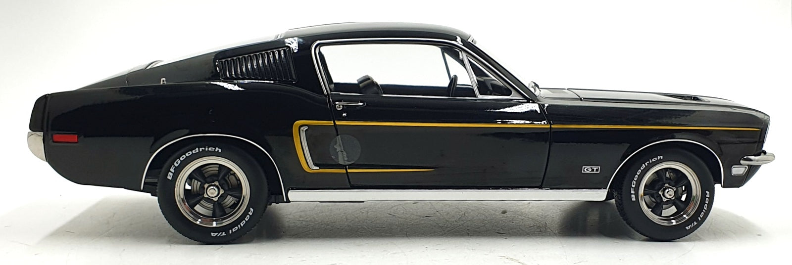 KK Scale 1/12 Scale KKDC120223 - 1968 Ford USA Mustang GT Fastback Coupe - Black