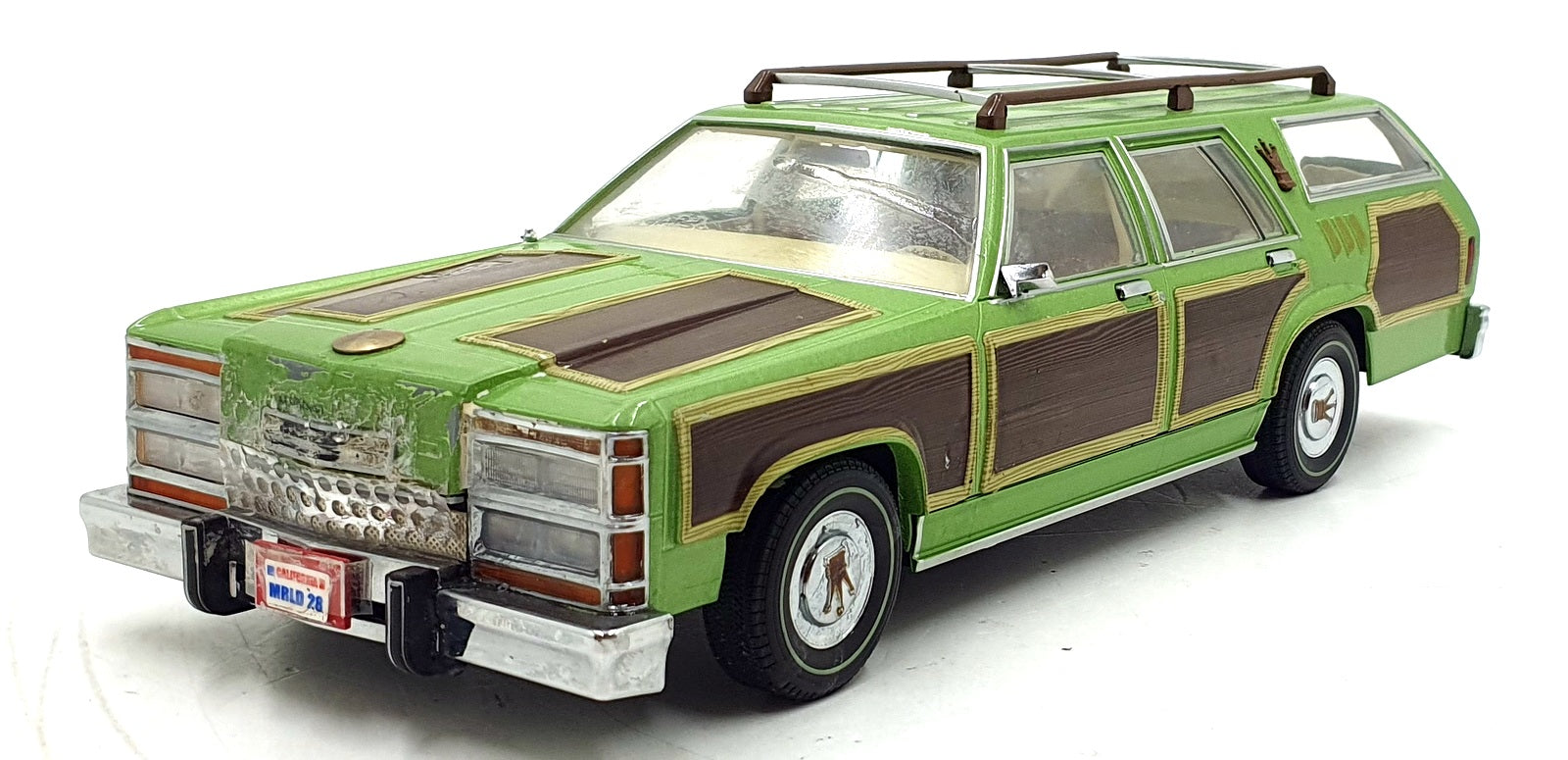 Greenlight 1/18 Scale 19013 - National Lampoon's Vacation Griswald Family Wagon