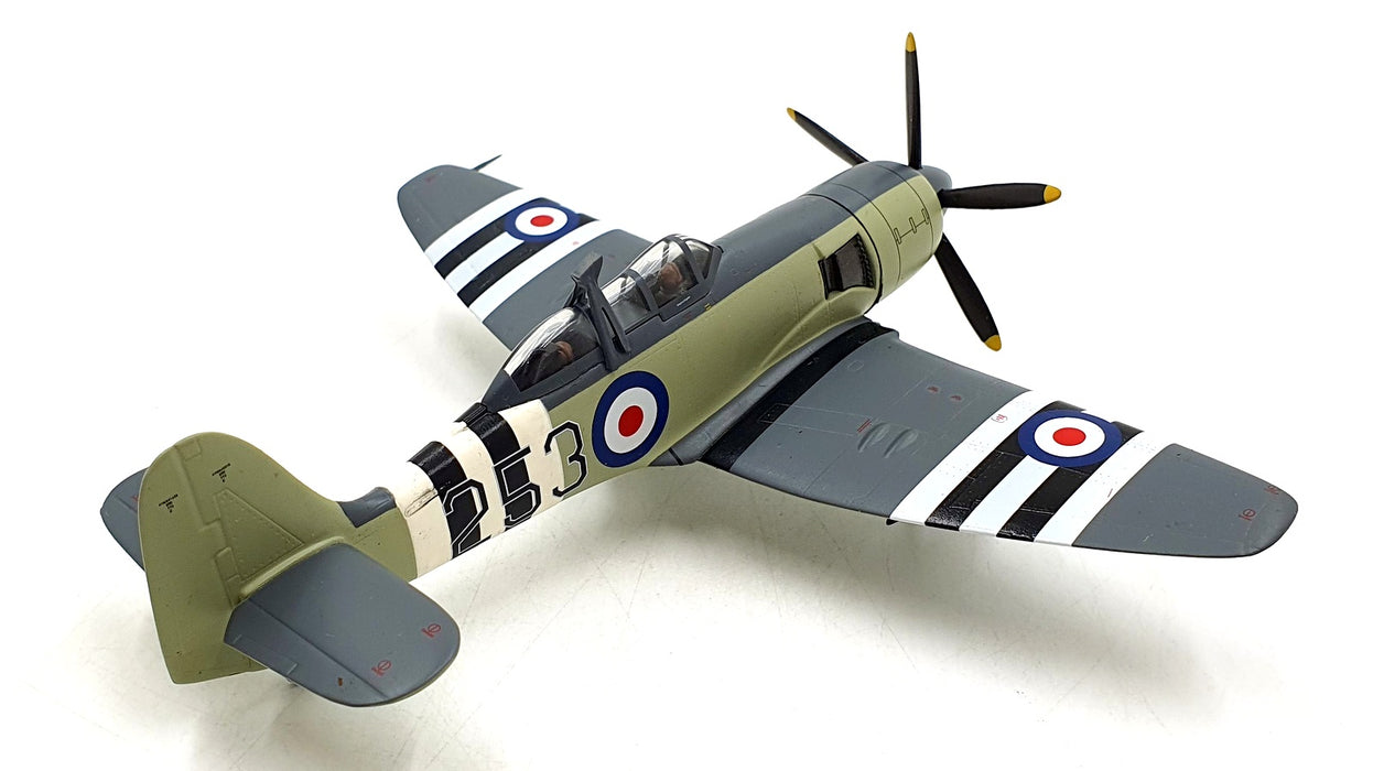 Witty Wings 1/72 Scale WTW-72-025-001 - Hawker Seafury T.20 Royal Navy 253