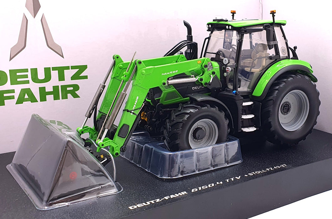 Universal Hobbies 1/32 Scale UH6859 - Deutz-Fahr 61.50.4 TTV + Stoll FZ 43-27