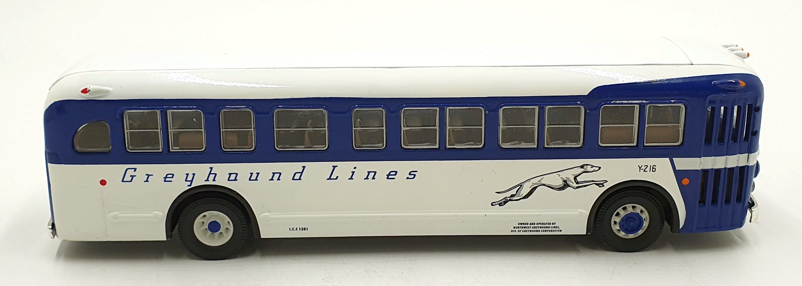 Corgi 1/50 Scale Diecast 54202 - Northwest Greyhound Lines GM 4515