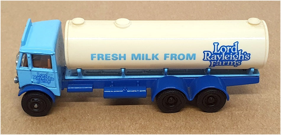EFE 1/76 Scale E10902 - AEC Mammoth Milk Tanker (Lord Rayleighs) Blue/White