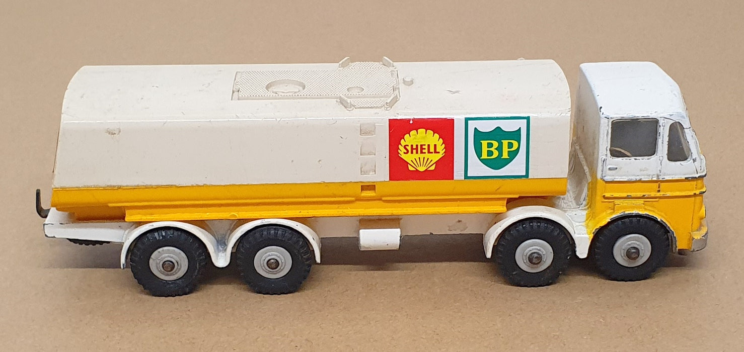 Dinky Supertoys Original 30526D - Leyland Octopus Truck Shell BP - White/Yellow