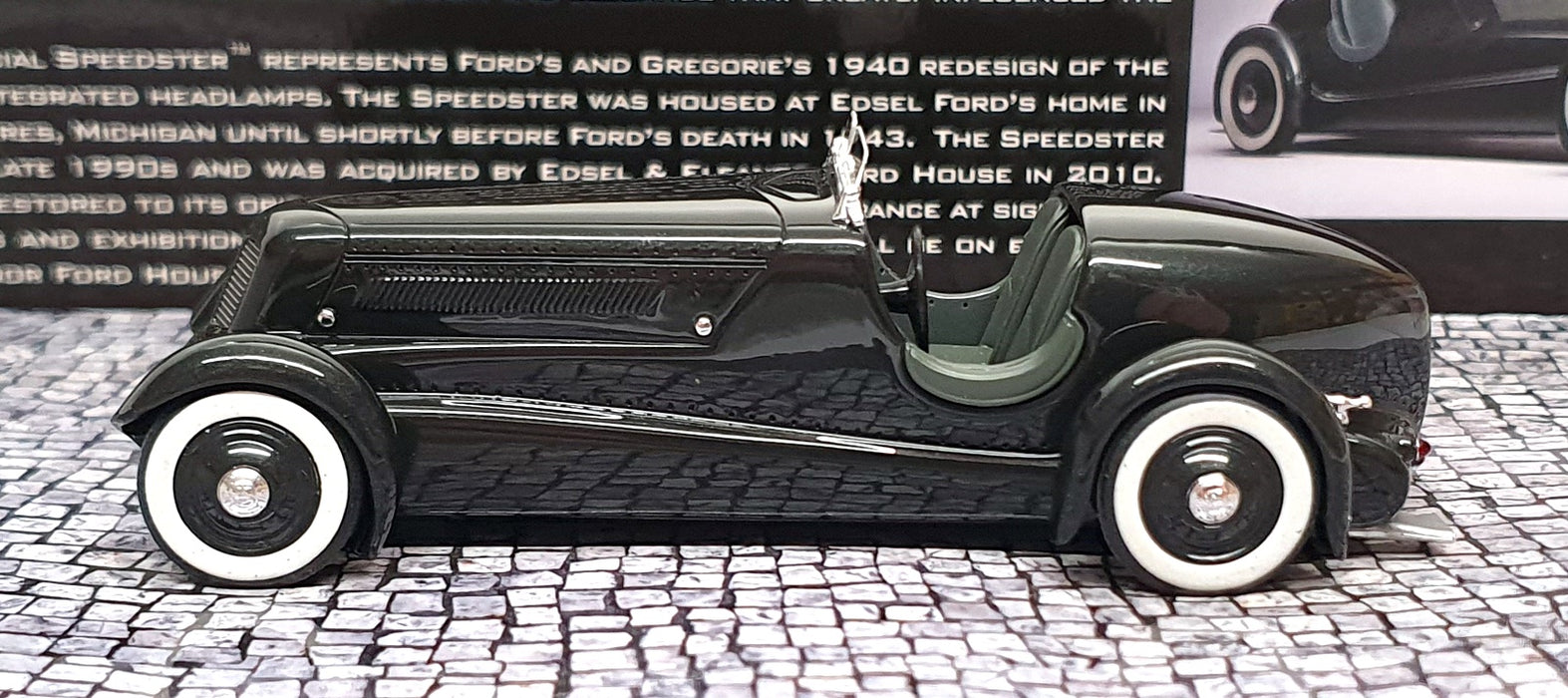 Minichamps 1/43 Scale 437 082080 Ford Edsel Model 40 Special Speedster - Green