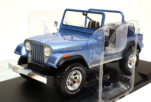MCG 1/18 Scale Diecast MCG18553 - Jeep CJ-7 Laredo - Met. Blue