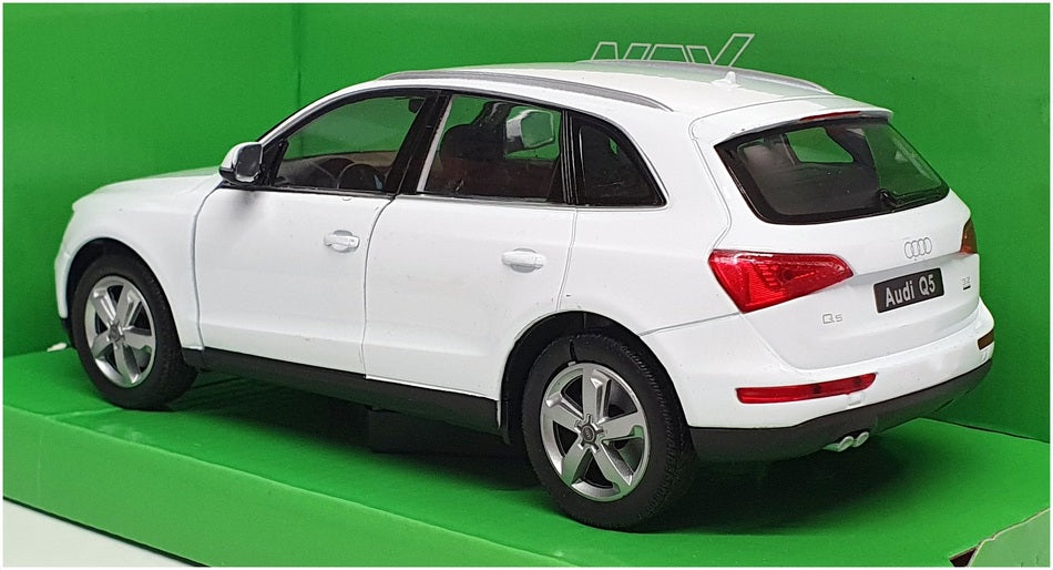 Welly NEX 1/24 Scale 22518W - 2008 Audi Q5 - White