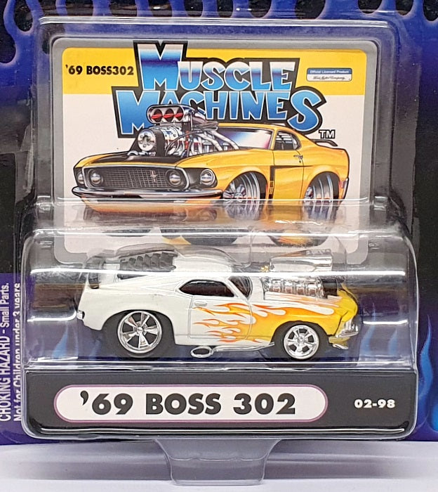 Muscle Machines 1/64 Scale 71161 02-98 - 1969 Ford Mustang Boss 302 White/Yellow