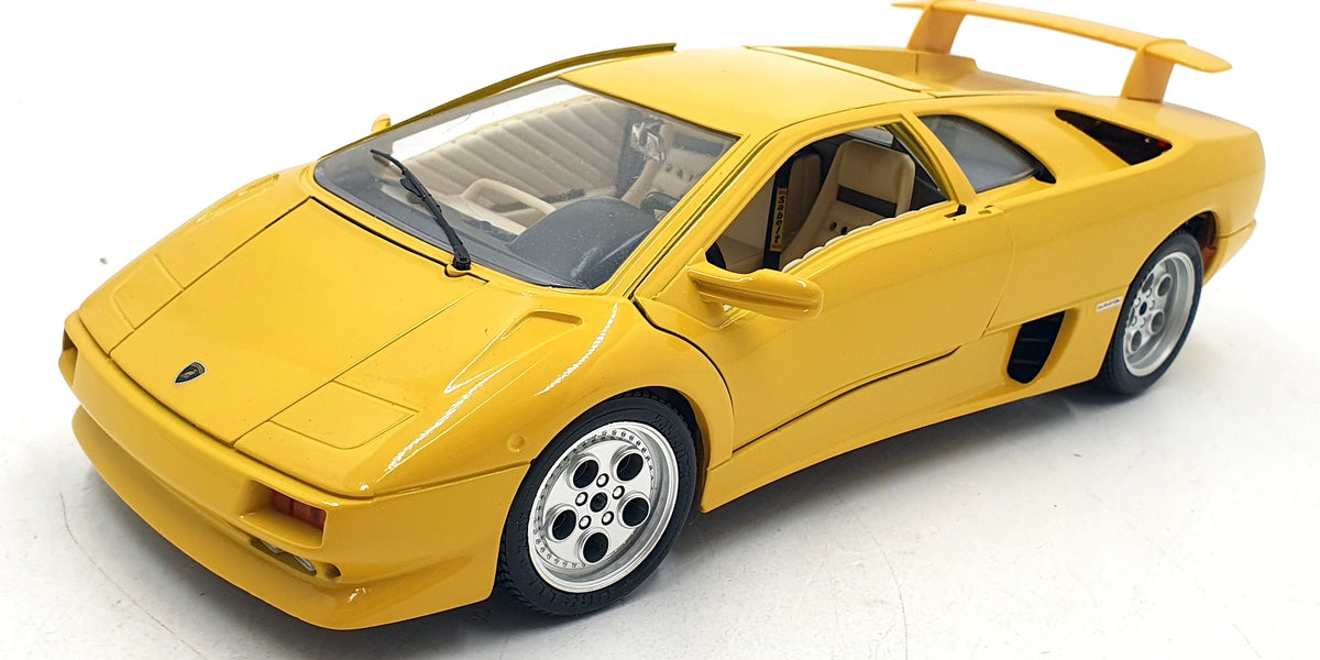 Burago 1/18 Scale Diecast 3041 - Lamborghini Diablo 1990 - Yellow Burago 1/18 Scale Diecast 3041 - Lamborghini Diablo 1990 - Yellow