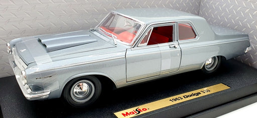 Maisto 1/18 Scale Diecast 46629 - 1963 Dodge 330 - Silver/Grey