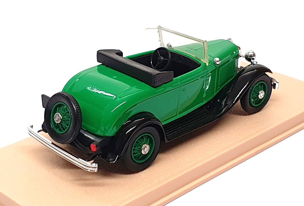 Eligor 1/43 Scale 1200 - 1932 Ford V8 Roadster Ouvert - Green/Black