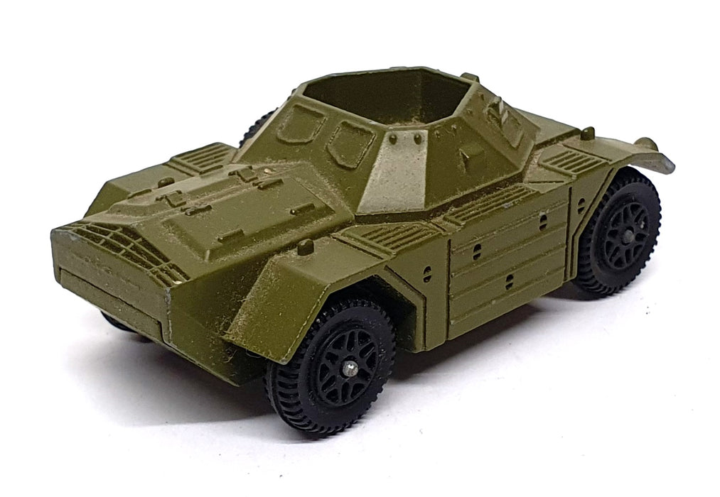 Dinky Toys Original Diecast 680 - Ferret Armoured Car - Green