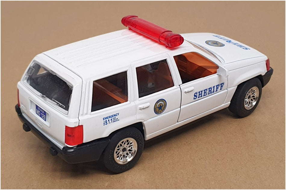 Majorette 1/24 Scale 4110 - Grand Cherokee Nevada Sheriff - White
