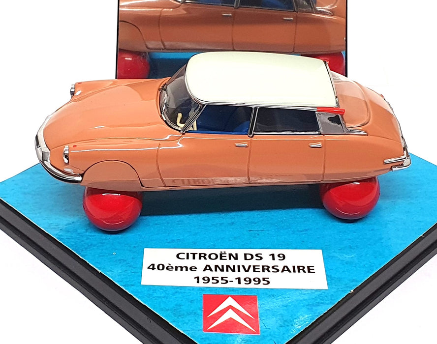 Vitesse 1/43 Scale L114 - Citroen DS 19 40th Anniversary 1955-1995