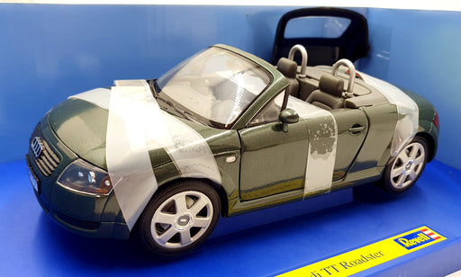 Revell 1/18 Scale Diecast 08979 - Audi TT Roadster - Green