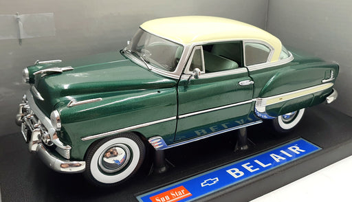 Sun Star 1/18 Scale Diecast 1602 - 1953 Chevrolet Bel Air - Green/Cream