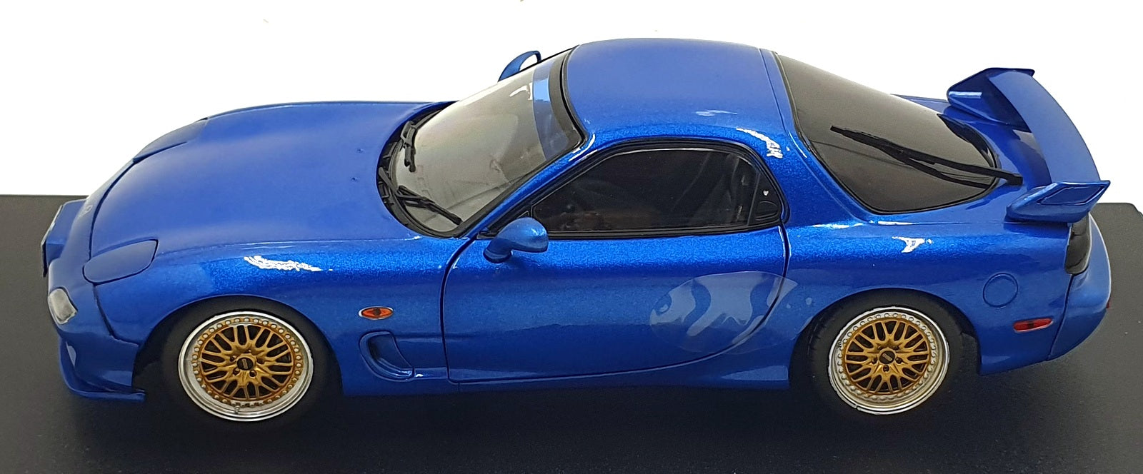 Solido 1/18 Scale S1810611 - 1999 Mazda RX7 Type RS FD3RS - Blue