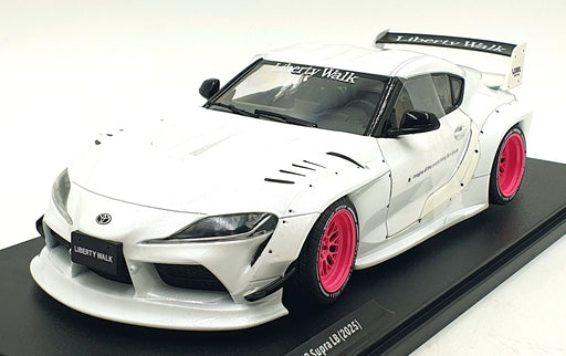 Solido 1/18 Scale S1815502 - 2025 Toyota GR Supra LWB - White/Pink