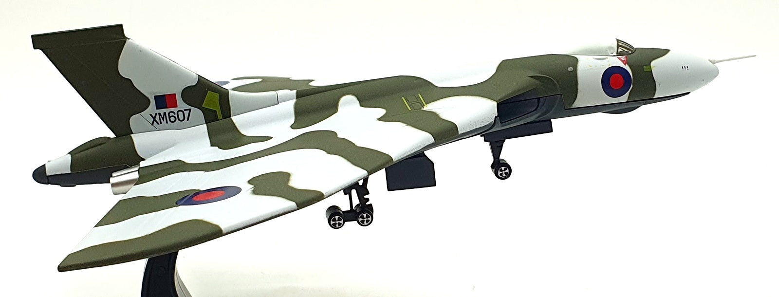 PGS Ltd 1/144 Scale Diecast 40625 - Avro Vulcan - Royal Air Force