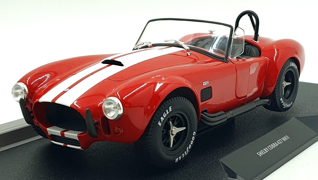 Solido 1/18 Scale S1804911 - 1965 Shelby Cobra 427 MKII - Red