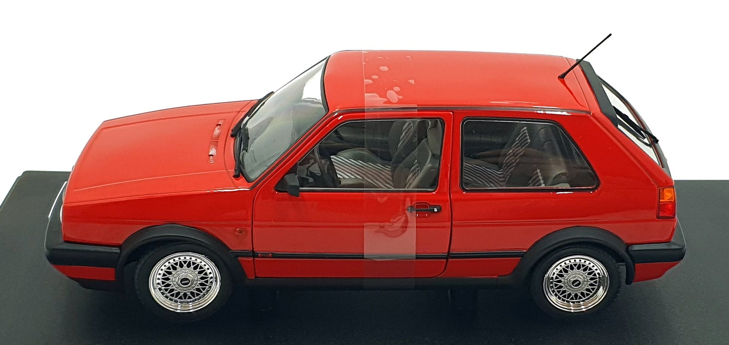 Solido 1/18 Scale S1812701 - 1989 Volkswagen Golf 2 GTI G60 - Mars Red