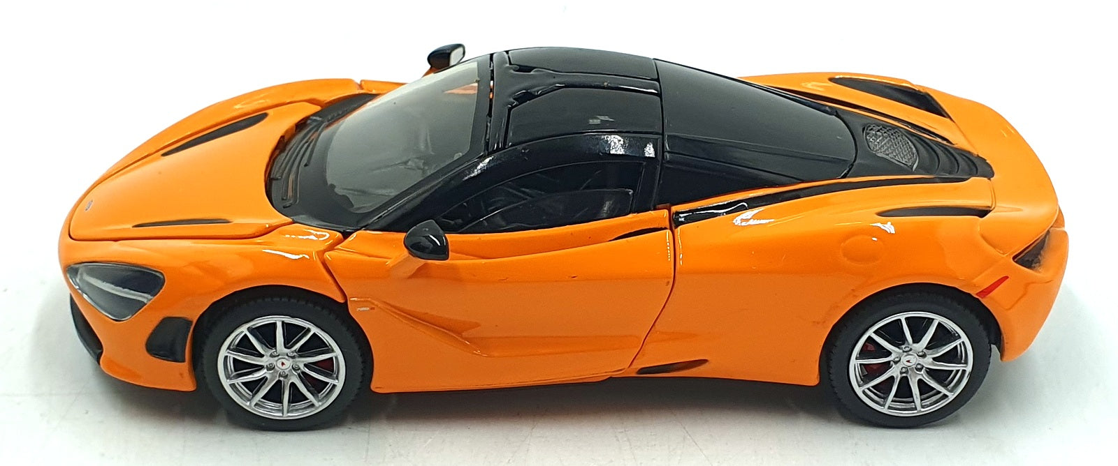 Tayumo 1/32 Pull Back & Go 32130020 - McLaren 720S LHD - Orange