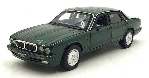 Tayumo 1/32 Pull Back & Go 32115015 - Jaguar XJ6 LHD - Racing Green