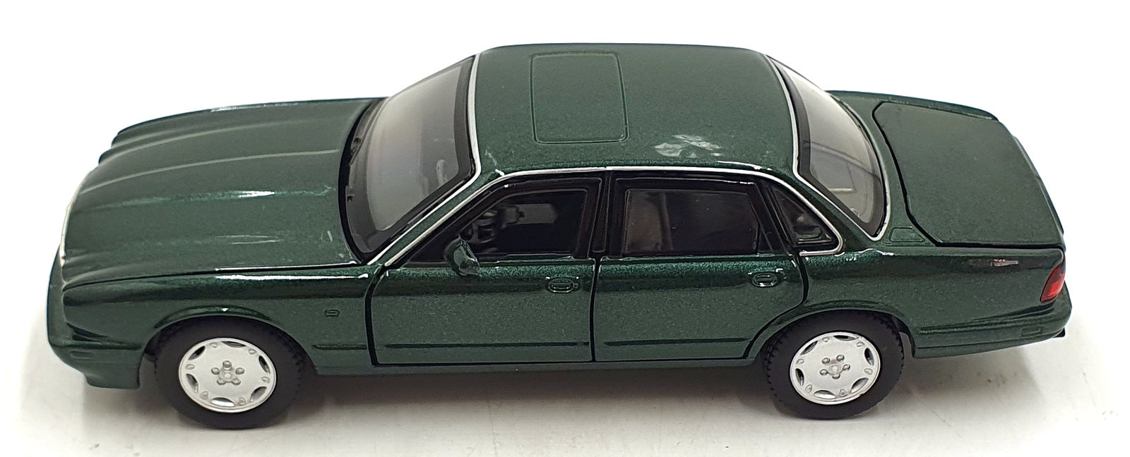 Tayumo 1/32 Pull Back & Go 32115015 - Jaguar XJ6 LHD - Racing Green
