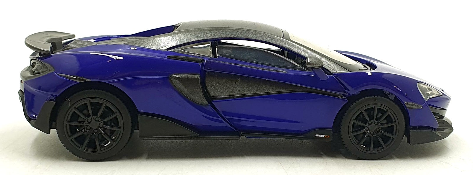 Tayumo 1/32 Pull Back & Go 32130014 - McLaren 600LT LHD - Blue