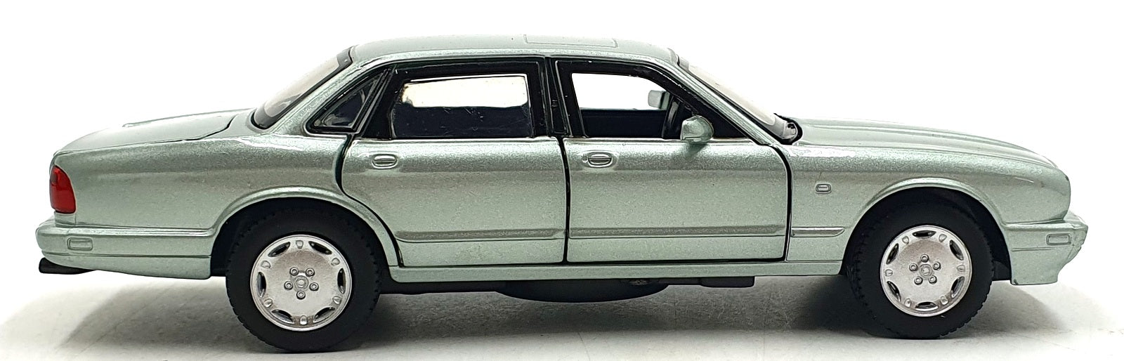 Tayumo 1/32 Pull Back & Go 32110017 - Jaguar XJ6 LHD - Seafrost