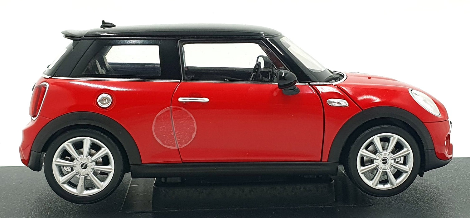 Welly NEX 1/18 Scale Diecast 18050W - New Mini Hatch - Red/Black