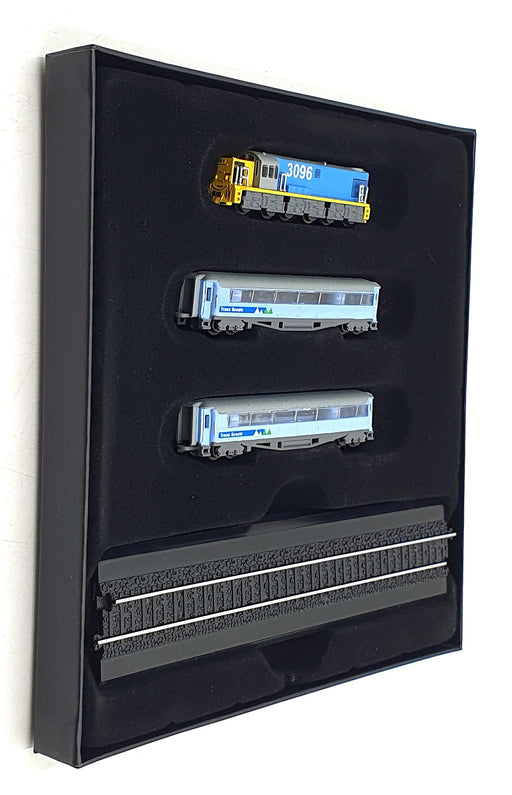 Atlas 1/220 Scale Static Model 7 165 121 - Tranzalpine Train & 2 Coaches