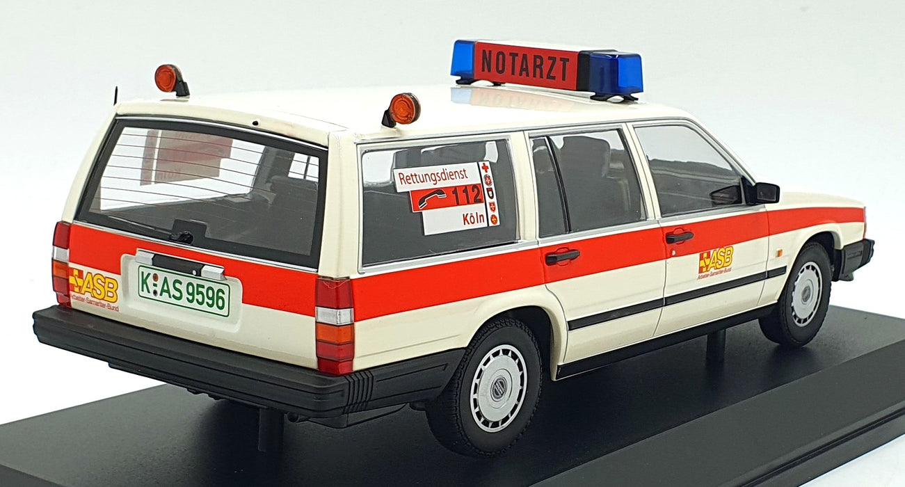 Minichamps 1/18 Scale Diecast 155 171794 1986 Volvo 740 GL Break Koln Samaritans