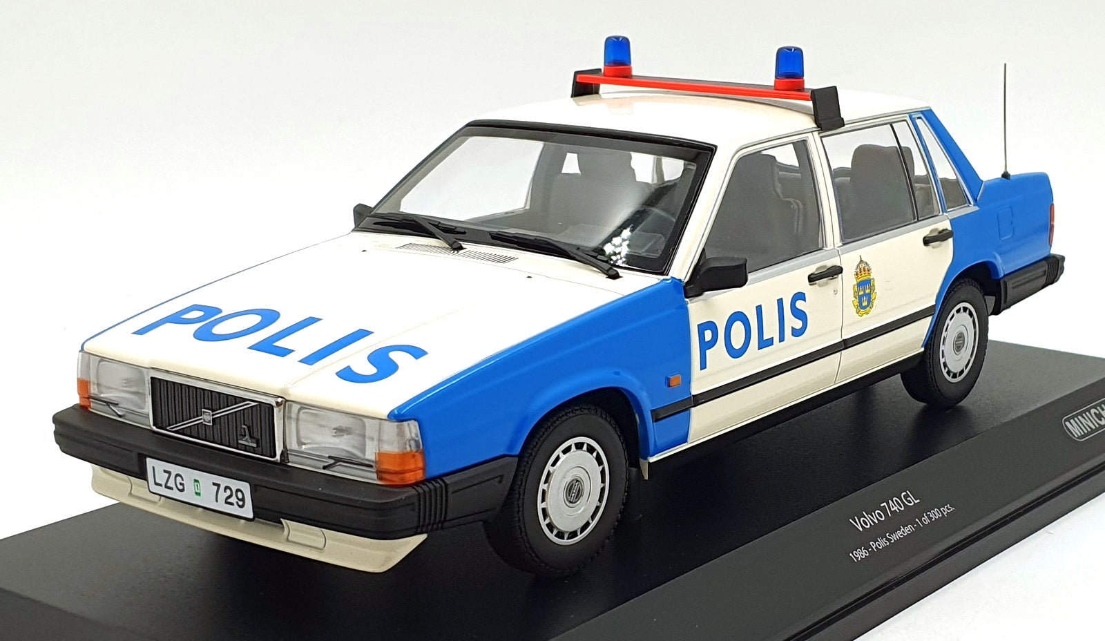 Minichamps 1/18 Scale Diecast 155 171791 - 1986 Volvo 740 GL - Swedish Police